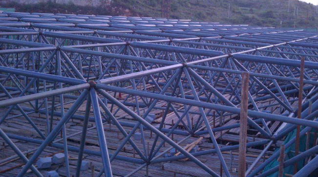 河源概述网架加工中对钢材的质量的过细恳求